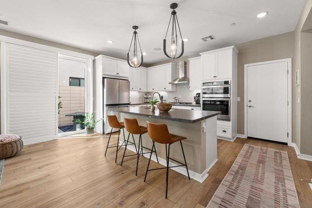 13085 Olympus Circle 1, Poway, CA 92064