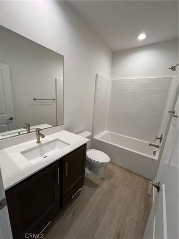 4130 Pioneer, Lake Elsinore, CA 92530