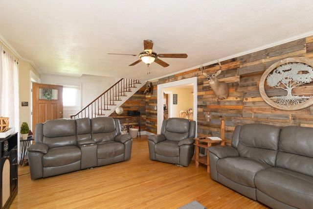121 S Cedar STREET, Horicon, WI 53032