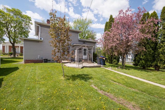 121 S Cedar STREET, Horicon, WI 53032