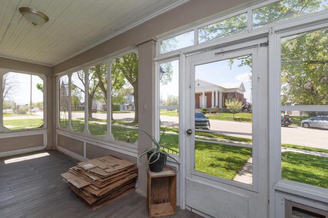 121 S Cedar STREET, Horicon, WI 53032