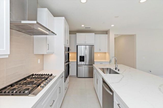 69662 Calle La Costa, Cathedral City, CA 92234