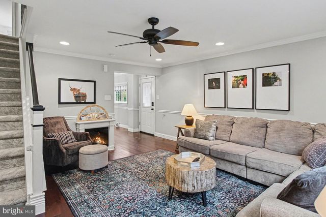 630 GORGAS LN, Philadelphia, PA 19128