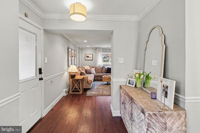 630 GORGAS LN, Philadelphia, PA 19128