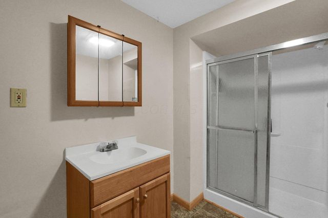 1068 Ross Road, Columbus, OH 43227