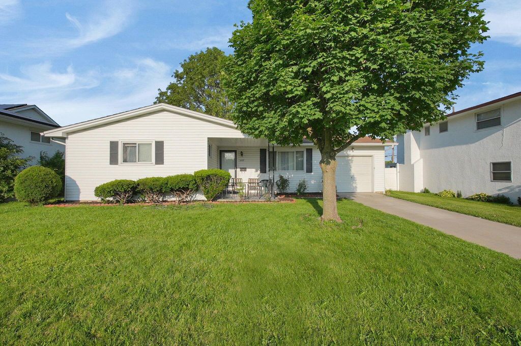1068 Ross Road, Columbus, OH 43227