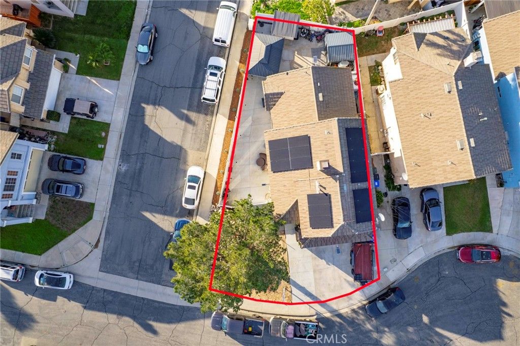 Image 19 of property listing at 11466 Blackstone Court, Fontana, CA 92337