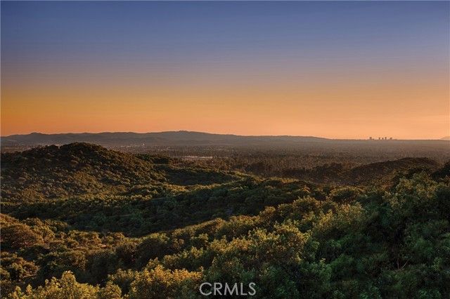 557 PENINSULA, Irvine, CA 92602