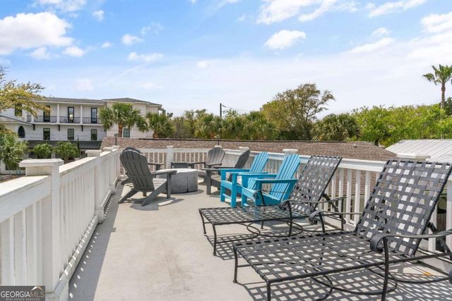 4210 7th Street, St. Simons, GA 31522