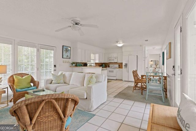 4210 7th Street, St. Simons, GA 31522