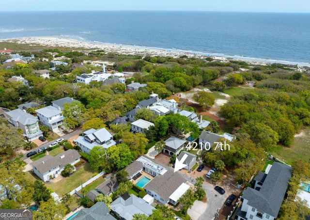 4210 7th Street, St. Simons, GA 31522