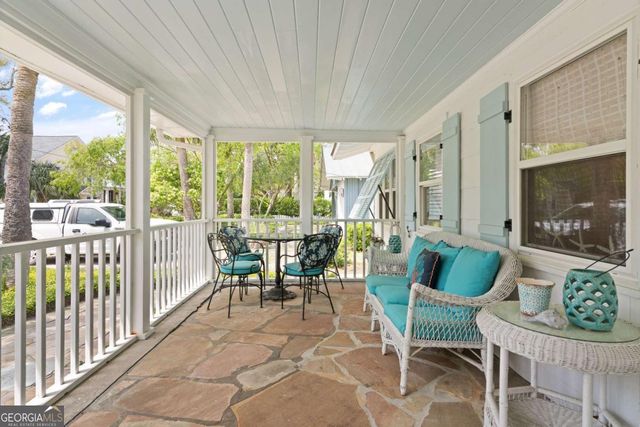 4210 7th Street, St. Simons, GA 31522