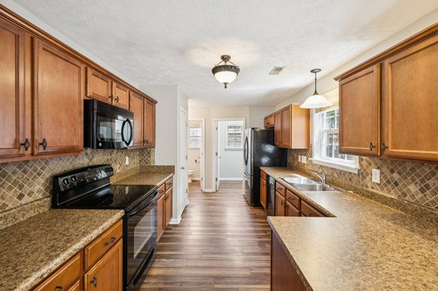 418 Slippery Rock Dr, Murfreesboro, TN 37129