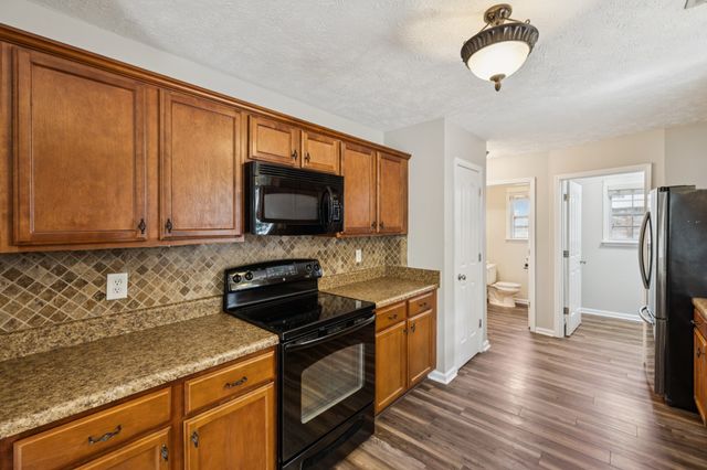 418 Slippery Rock Dr, Murfreesboro, TN 37129