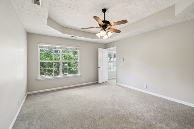 418 Slippery Rock Dr, Murfreesboro, TN 37129