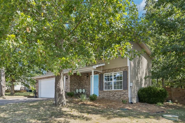 418 Slippery Rock Dr, Murfreesboro, TN 37129