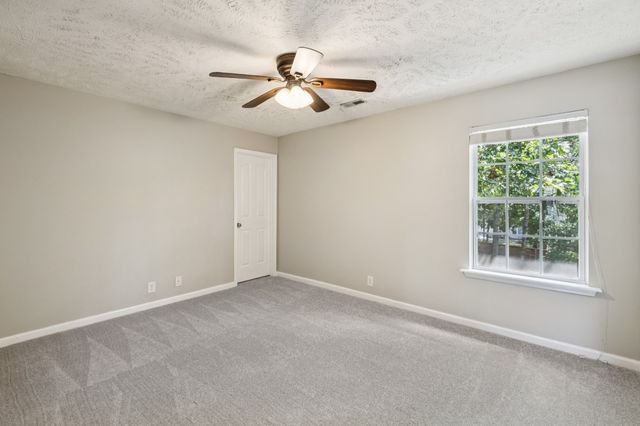 418 Slippery Rock Dr, Murfreesboro, TN 37129