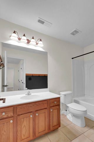 8658 Grassy Oak Trail, North Charleston, SC 29420