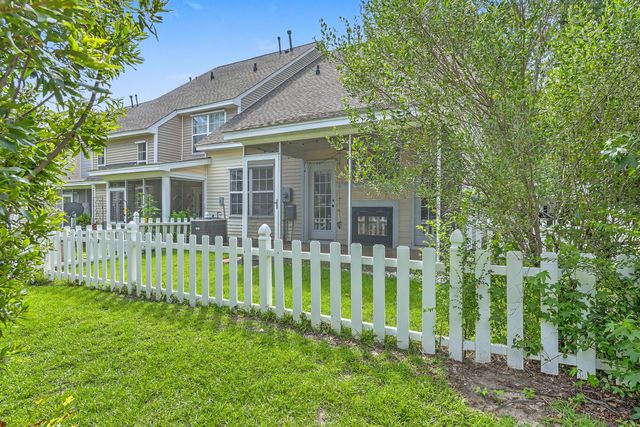 8658 Grassy Oak Trail, North Charleston, SC 29420
