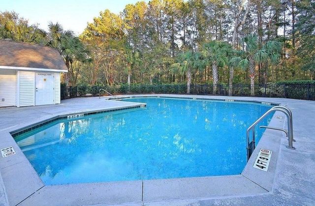 8658 Grassy Oak Trail, North Charleston, SC 29420