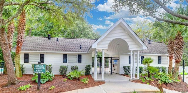 8658 Grassy Oak Trail, North Charleston, SC 29420
