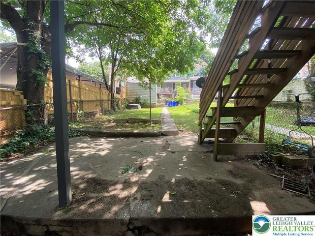 706 Northampton Street, Easton, PA 18042