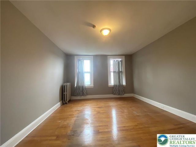 706 Northampton Street, Easton, PA 18042