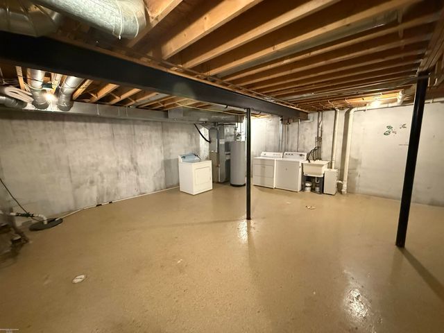 28165 Raleigh Crescent Drive, Chesterfield Twp, MI 48051