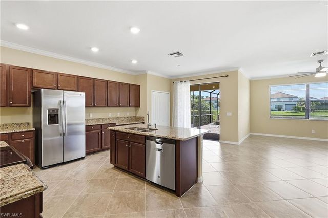 4381 Madagascar Palm WAY, Naples, FL 34119