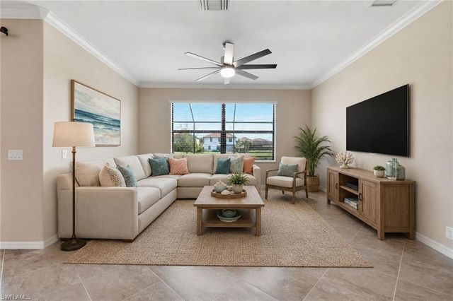4381 Madagascar Palm WAY, Naples, FL 34119