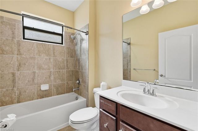 4381 Madagascar Palm WAY, Naples, FL 34119
