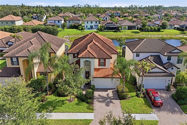 4381 Madagascar Palm WAY, Naples, FL 34119