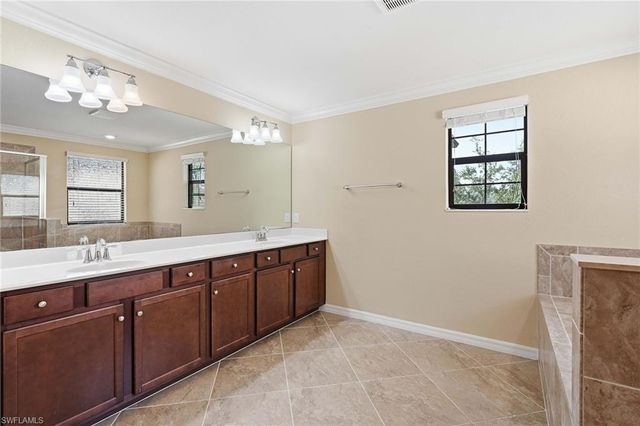 4381 Madagascar Palm WAY, Naples, FL 34119