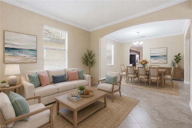 4381 Madagascar Palm WAY, Naples, FL 34119