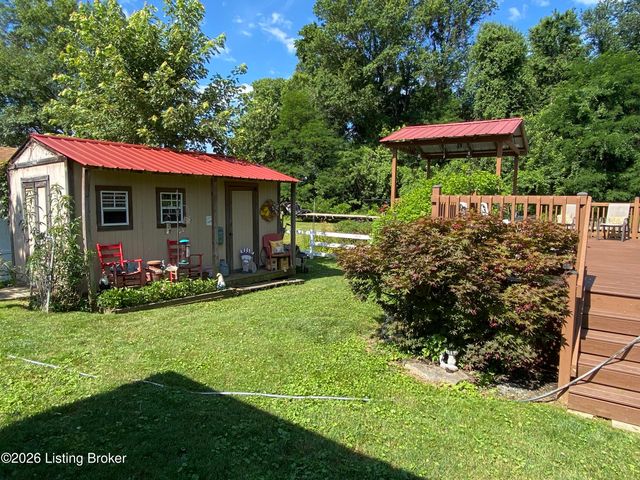 9512 Shoshone Way, Louisville, KY 40258