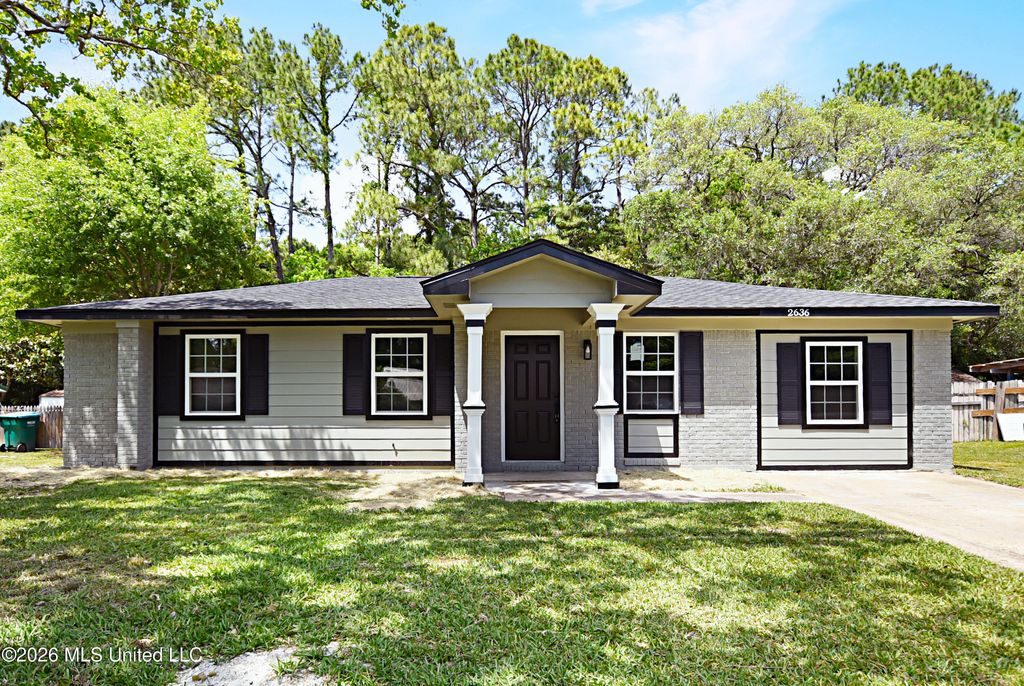 2636 Southern Drive, Gautier, MS 39553