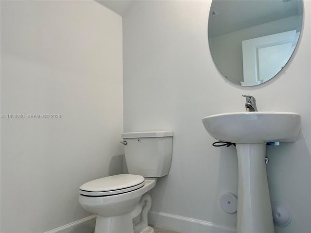 12713 NW 24th Ave, Miami, FL 33167