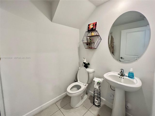 12713 NW 24th Ave, Miami, FL 33167