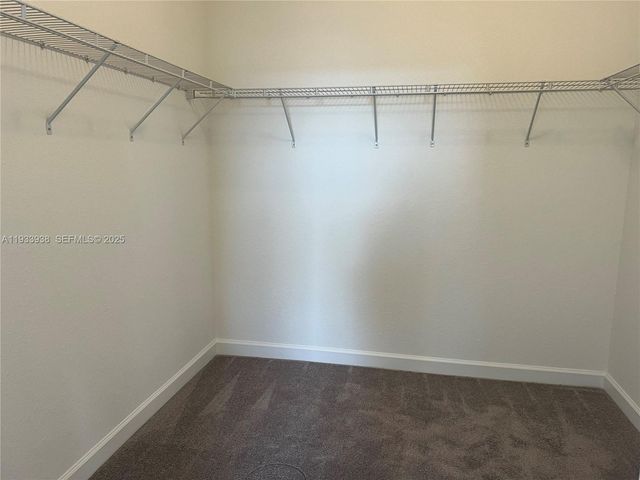 12713 NW 24th Ave, Miami, FL 33167