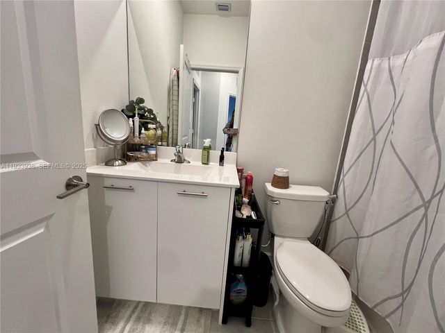 12713 NW 24th Ave, Miami, FL 33167