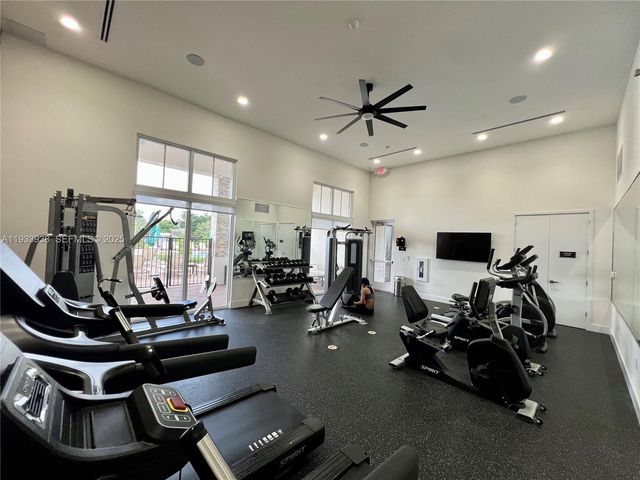 12713 NW 24th Ave, Miami, FL 33167