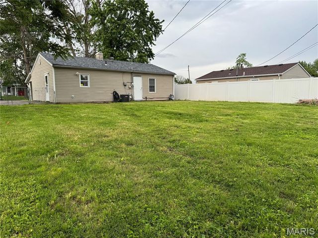 2428 Sunbury Avenue, Granite City, IL 62040