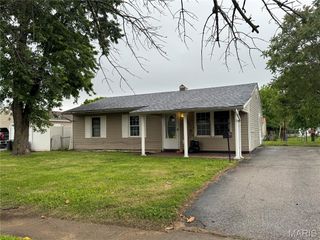 2428 Sunbury Avenue, Granite City, IL 62040