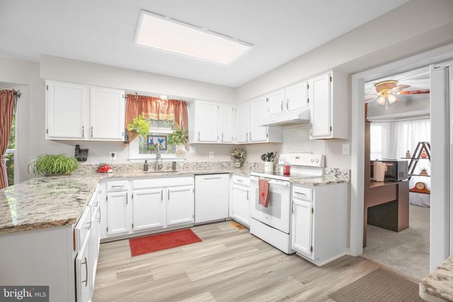 3203 TITANIC DR, Stafford, VA 22554