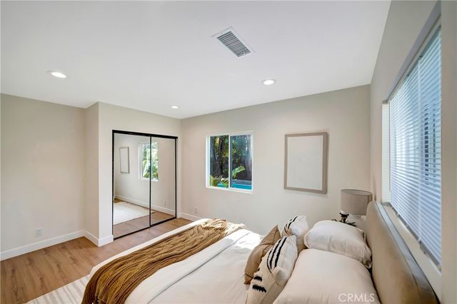 22122 Costanso, Woodland Hills, CA 91364