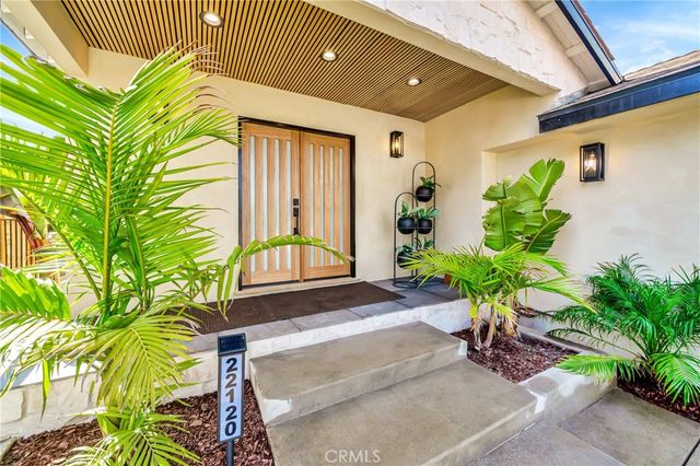 22122 Costanso, Woodland Hills, CA 91364