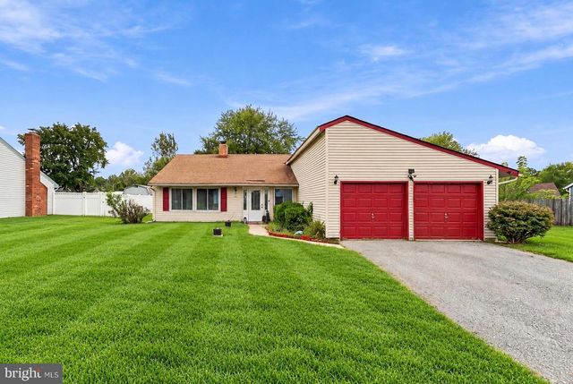 36 AVELLA LN, Sicklerville, NJ 08081