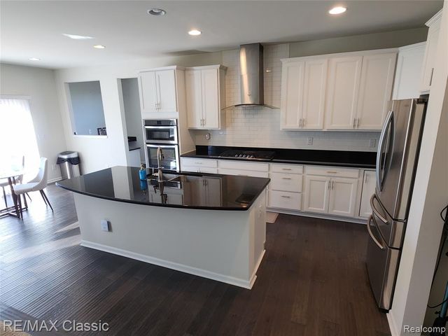 5887 Northford, Canton, MI 48187