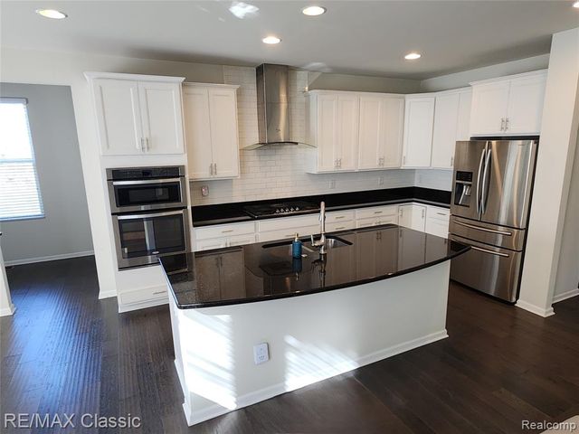 5887 Northford, Canton, MI 48187