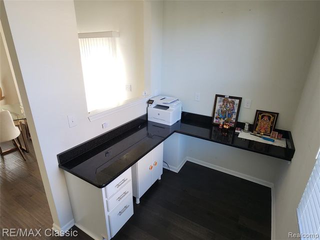 5887 Northford, Canton, MI 48187